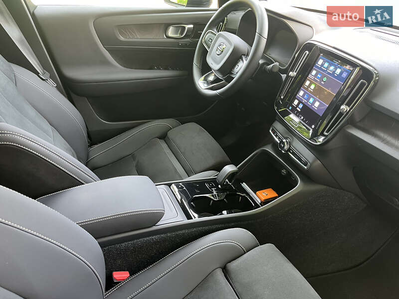 Внедорожник / Кроссовер Volvo C40 Recharge 2022 в Ровно