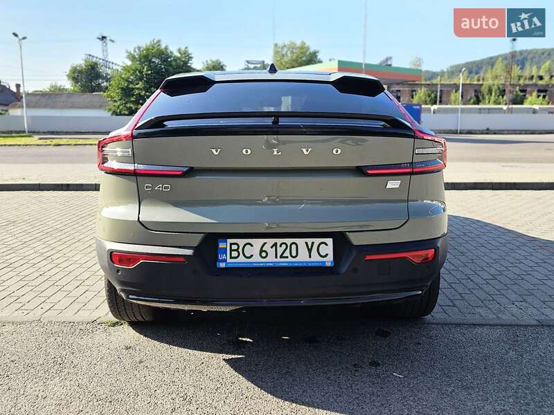Внедорожник / Кроссовер Volvo C40 Recharge 2023 в Сваляве