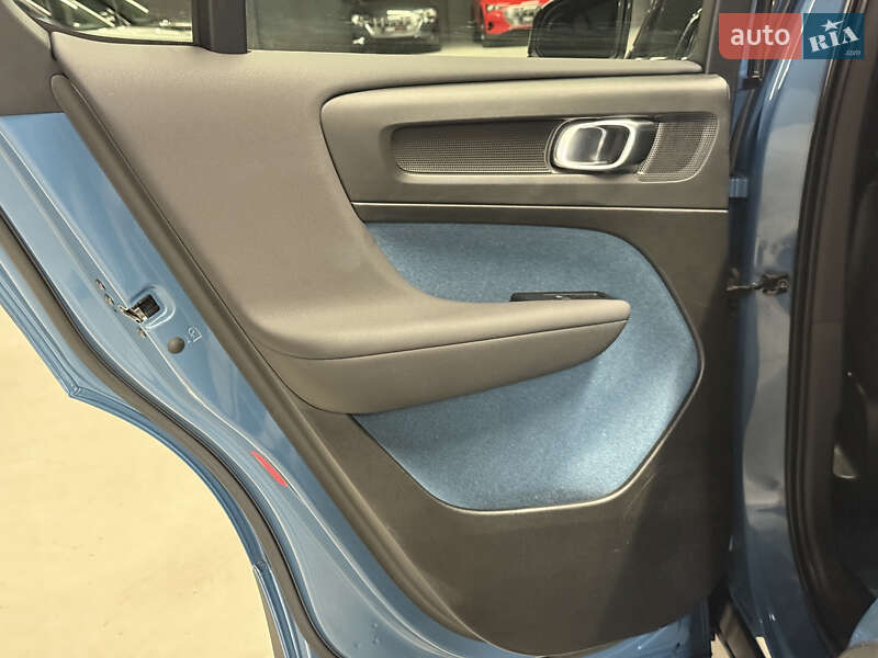 Позашляховик / Кросовер Volvo C40 Recharge 2022 в Володимирі