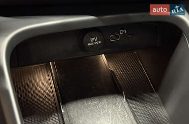 Внедорожник / Кроссовер Volvo C40 Recharge 2022 в 