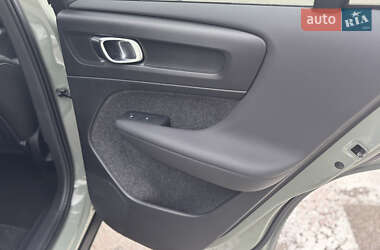 Внедорожник / Кроссовер Volvo C40 Recharge 2022 в 