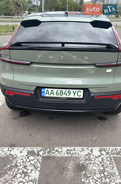 Внедорожник / Кроссовер Volvo C40 Recharge 2022 в 