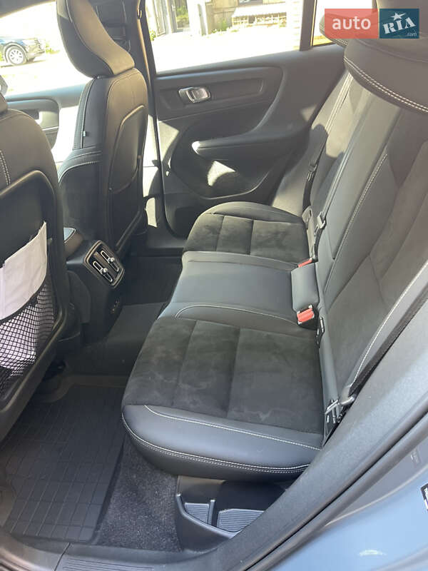 Позашляховик / Кросовер Volvo C40 Recharge 2023 в Дніпрі