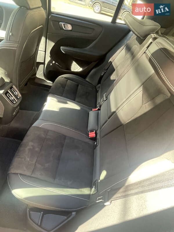 Позашляховик / Кросовер Volvo C40 Recharge 2023 в Дніпрі