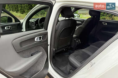 Внедорожник / Кроссовер Volvo C40 Recharge 2023 в 