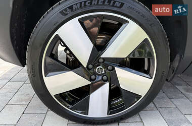 Внедорожник / Кроссовер Volvo C40 Recharge 2023 в 