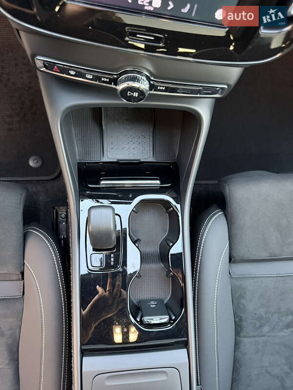 Внедорожник / Кроссовер Volvo C40 Recharge 2022 в Одессе