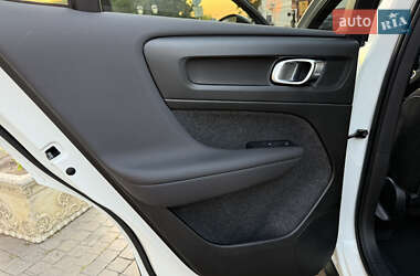 Внедорожник / Кроссовер Volvo C40 Recharge 2022 в 