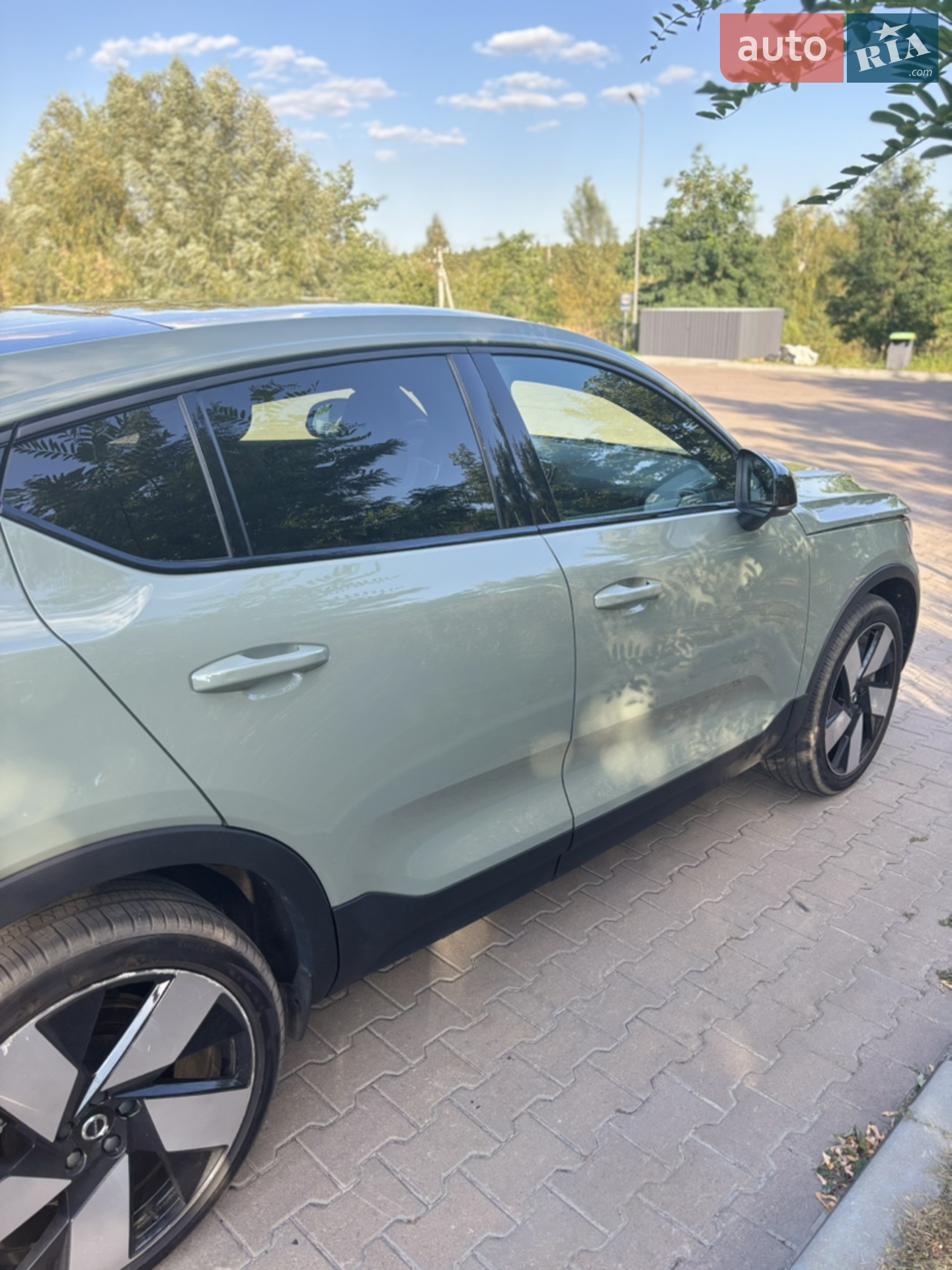 2022 Volvo C40 - мініатюра 3