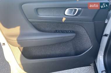 Внедорожник / Кроссовер Volvo C40 Recharge 2023 в 
