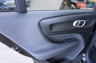 Внедорожник / Кроссовер Volvo C40 Recharge 2023 в 