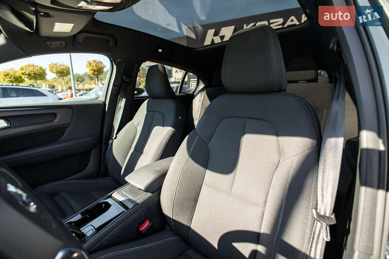 Позашляховик / Кросовер Volvo C40 Recharge 2022 в Львові фото 16 Позашляховик / Кросовер Volvo C40 Recharge 2022 в Львові
