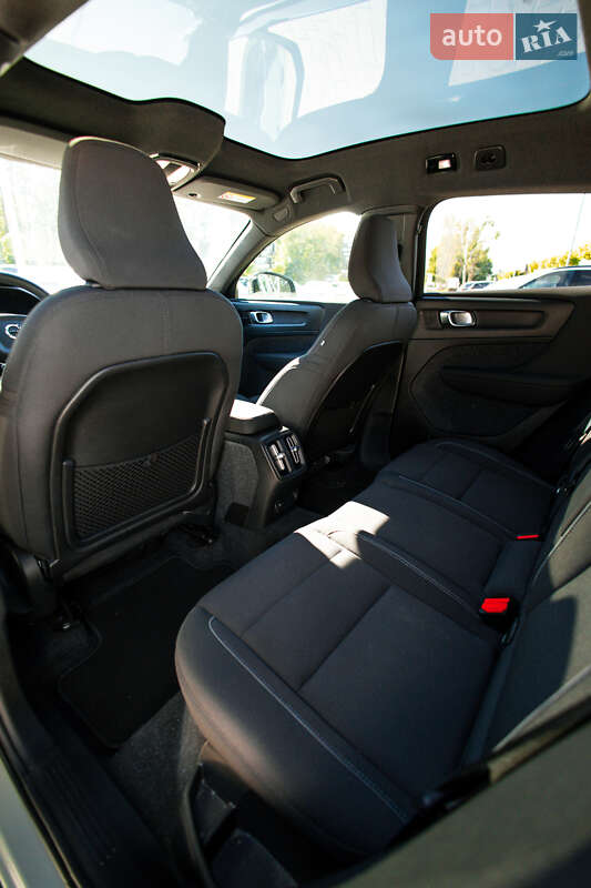 Позашляховик / Кросовер Volvo C40 Recharge 2022 в Львові фото 29 Позашляховик / Кросовер Volvo C40 Recharge 2022 в Львові