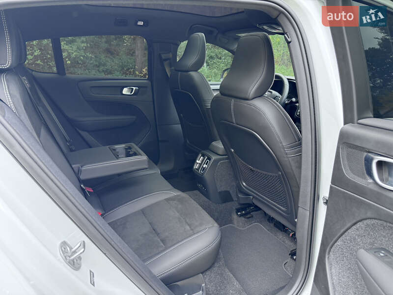 Позашляховик / Кросовер Volvo C40 Recharge 2022 в Києві фото 13 Позашляховик / Кросовер Volvo C40 Recharge 2022 в Києві