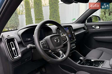 Позашляховик / Кросовер Volvo C40 Recharge 2022 в 