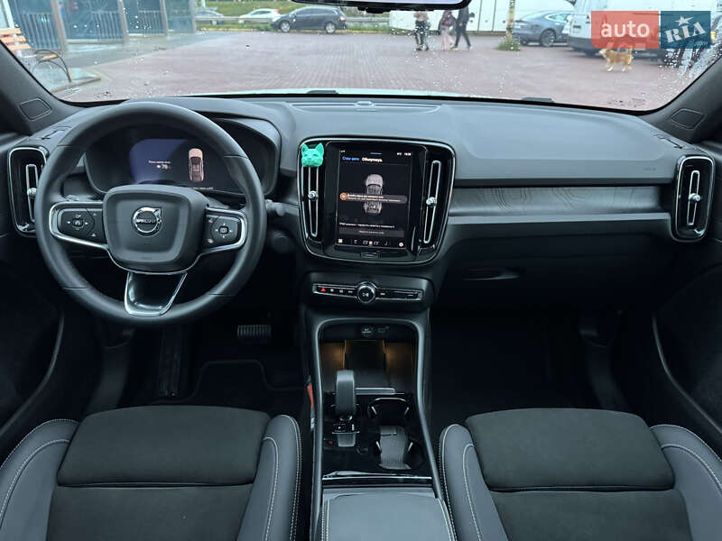 Внедорожник / Кроссовер Volvo C40 Recharge 2023 в Ровно