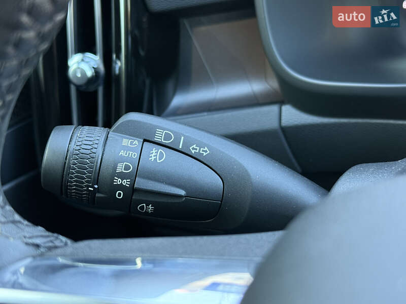 Внедорожник / Кроссовер Volvo C40 Recharge 2022 в Киеве