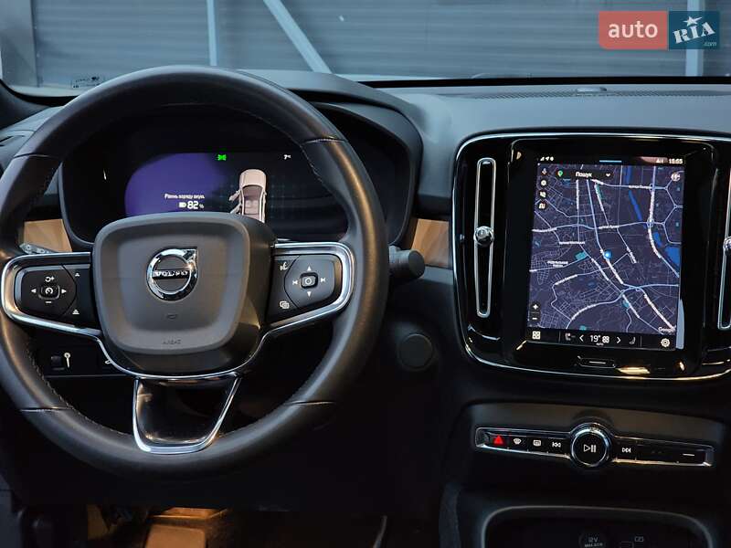 Позашляховик / Кросовер Volvo C40 Recharge 2022 в Києві