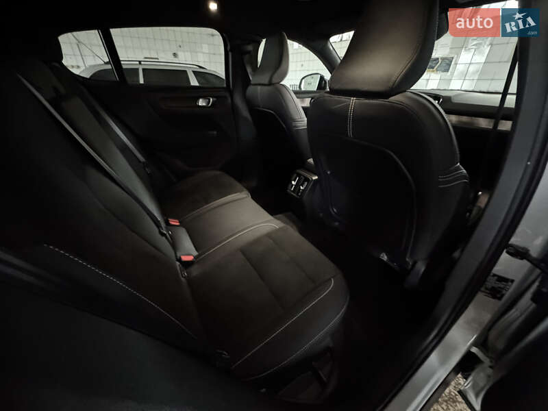 Внедорожник / Кроссовер Volvo C40 Recharge 2022 в Виннице фото 9 Внедорожник / Кроссовер Volvo C40 Recharge 2022 в Виннице