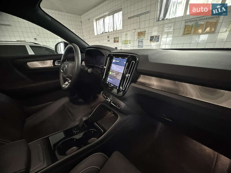 Внедорожник / Кроссовер Volvo C40 Recharge 2022 в Виннице фото 14 Внедорожник / Кроссовер Volvo C40 Recharge 2022 в Виннице