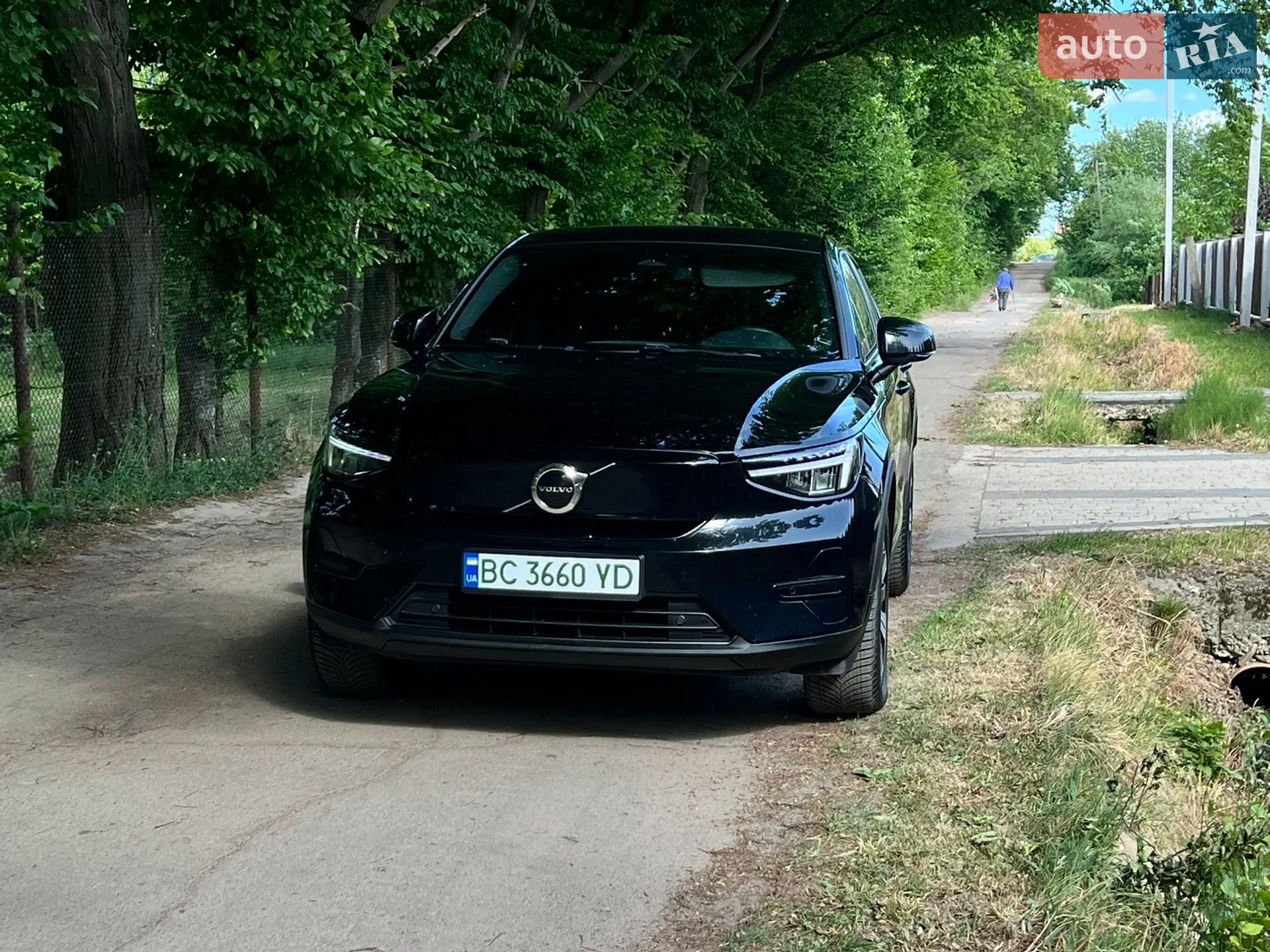 Volvo C40 Recharge 2023 VIN YV1XKEFV8P2061369 фото оголошення 2 з 19