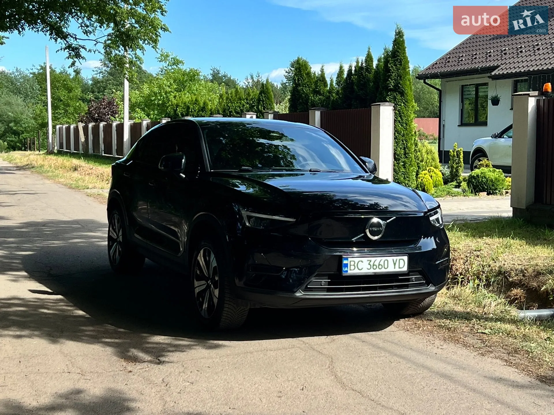Volvo C40 Recharge 2023 VIN YV1XKEFV8P2061369 фото оголошення 3 з 19