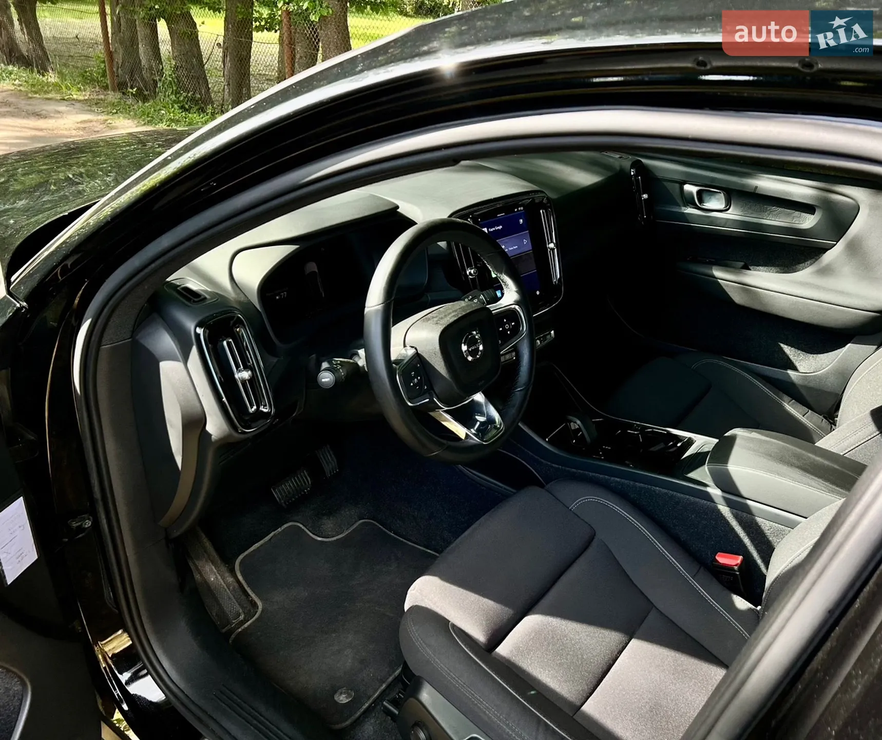 Volvo C40 Recharge 2023 VIN YV1XKEFV8P2061369 фото оголошення 12 з 19