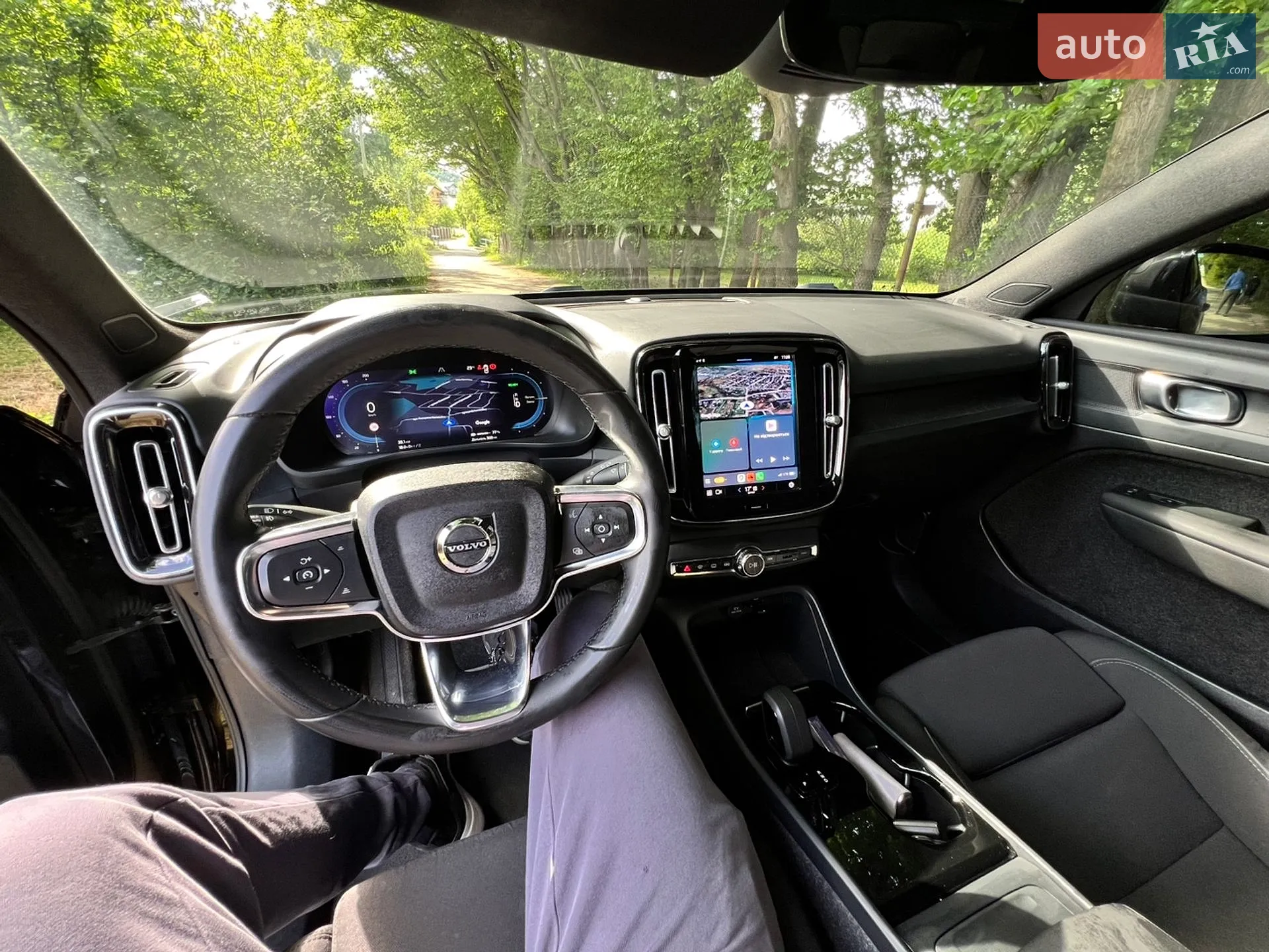 Volvo C40 Recharge 2023 VIN YV1XKEFV8P2061369 фото оголошення 16 з 19