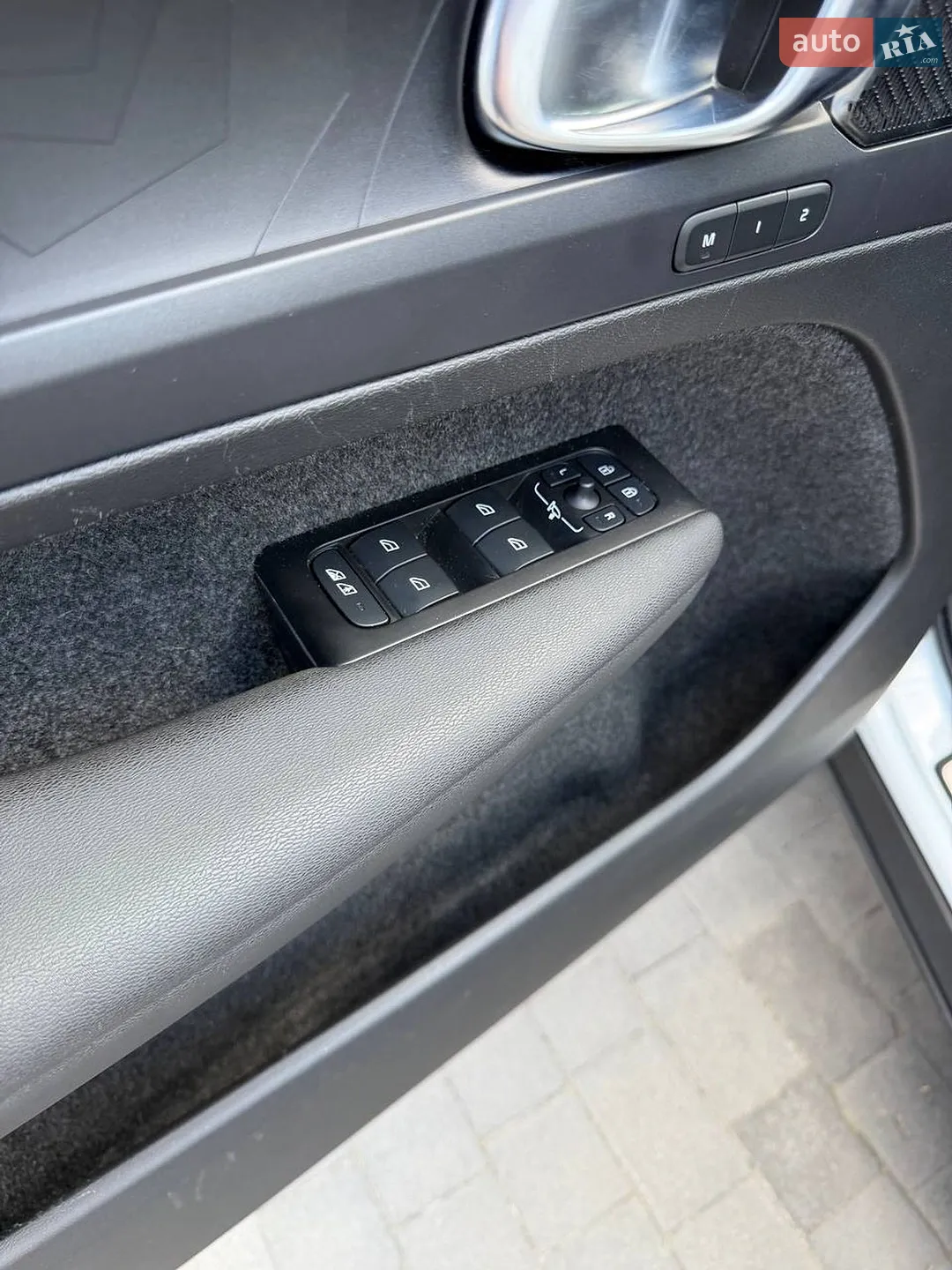2022 Volvo C40 - мініатюра 15