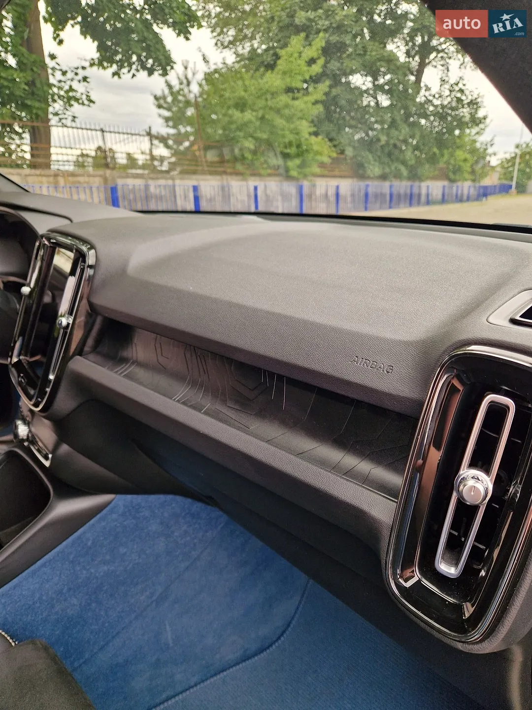 2021 Volvo C40 - мініатюра 38
