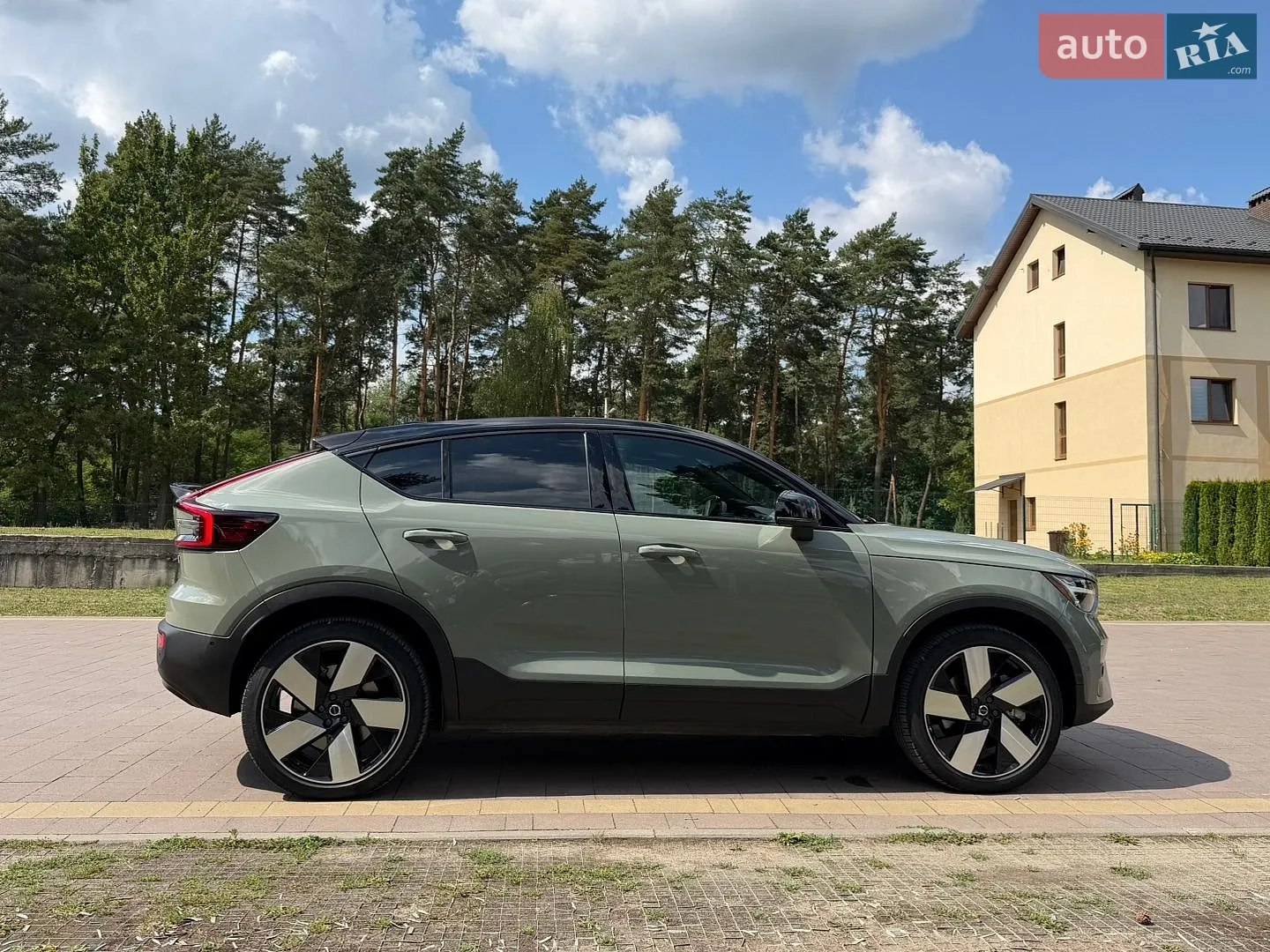 2022 Volvo C40 - мініатюра 11