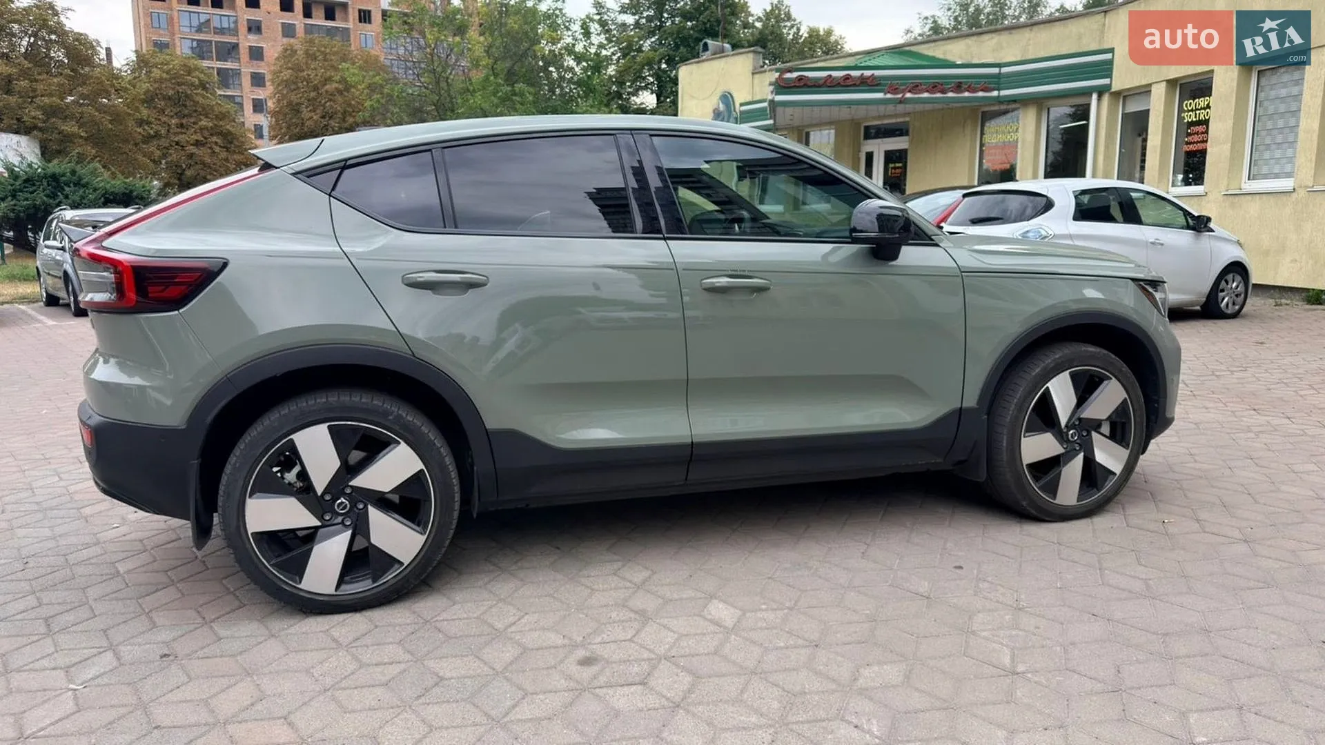 2022 Volvo C40 - мініатюра 3