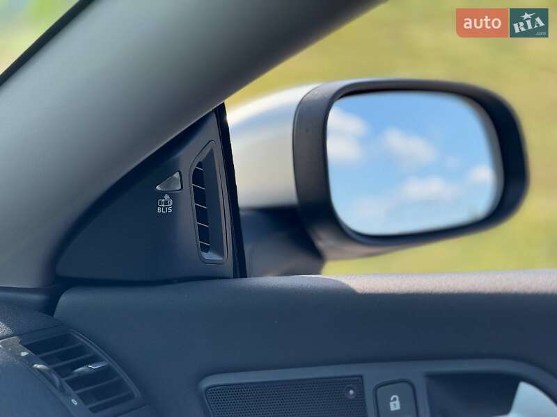 Кабриолет Volvo C70 2010 в Днепре