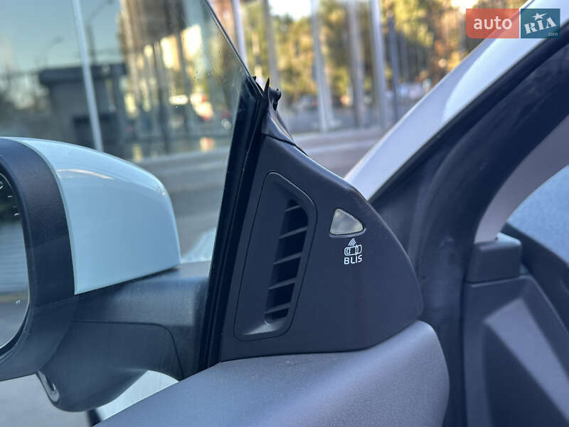 Кабриолет Volvo C70 2010 в Одессе фото 32 Кабриолет Volvo C70 2010 в Одессе