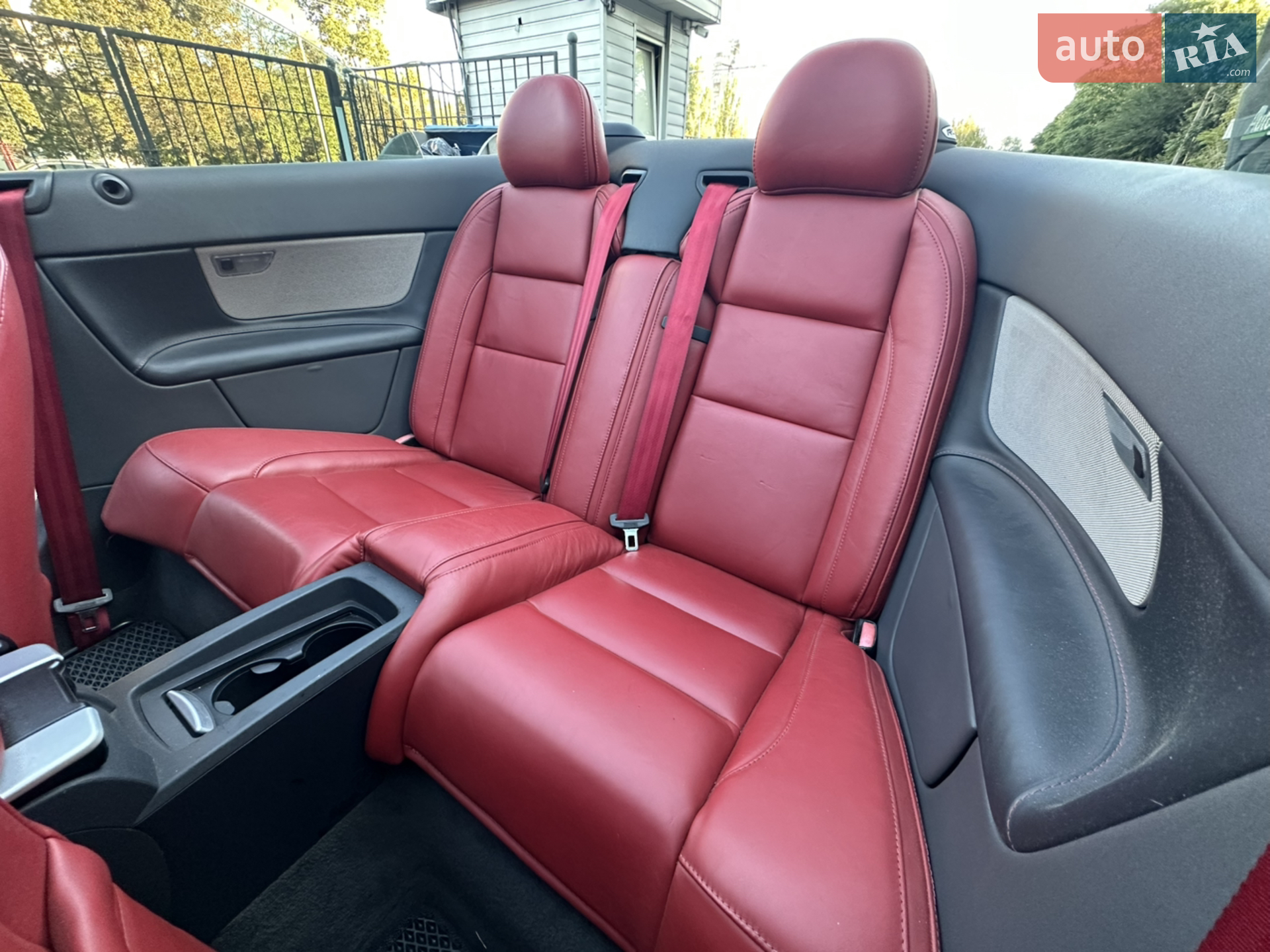 2010 Volvo C70 - мініатюра 35