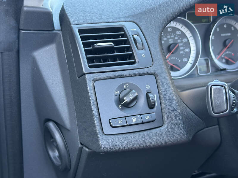 Кабриолет Volvo C70 2010 в Одессе фото 48 Кабриолет Volvo C70 2010 в Одессе