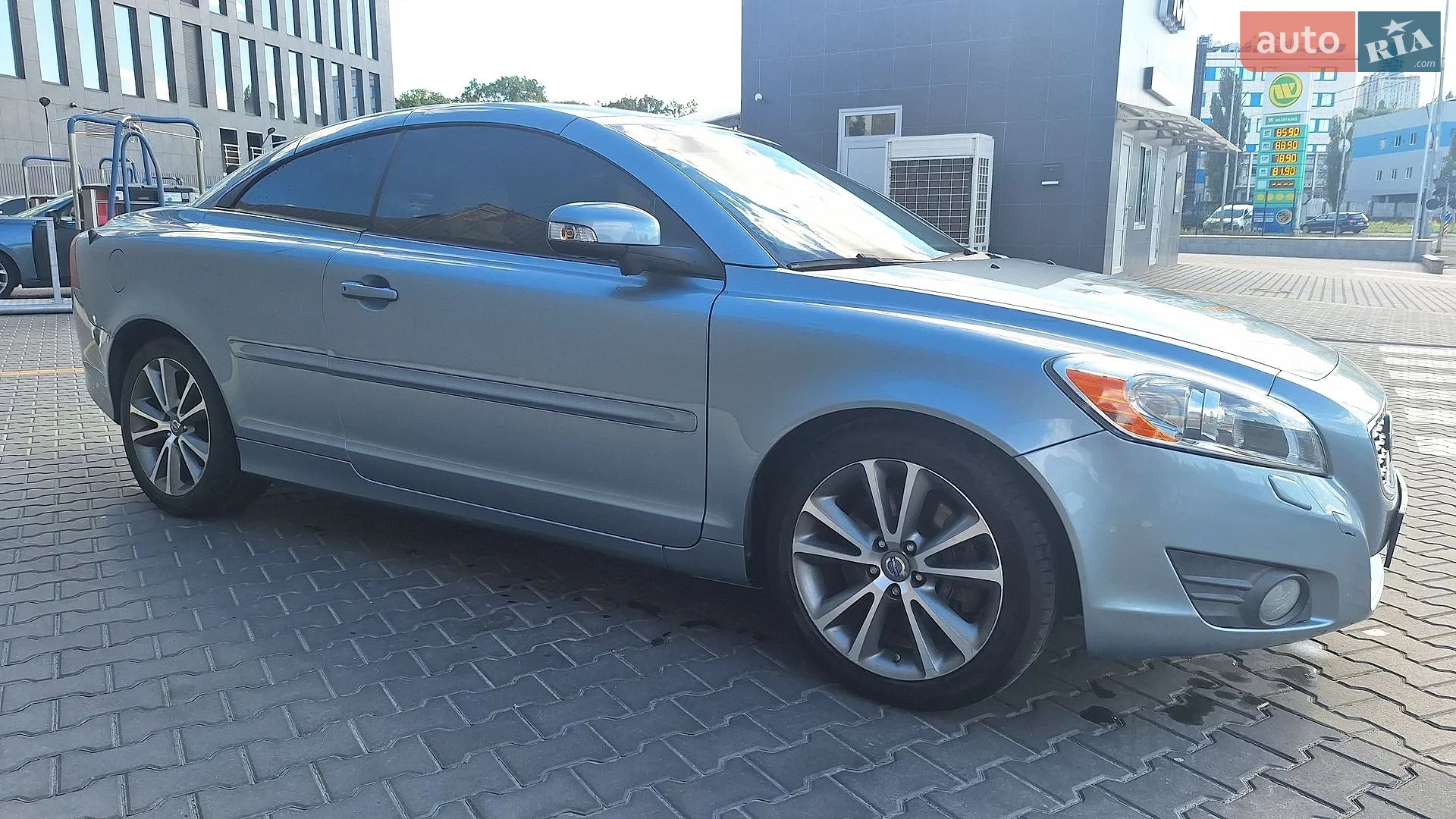 2010 Volvo C70 - мініатюра 8