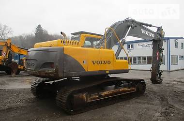 Гусеничний екскаватор Volvo EC 140BLC 2002 в Києві