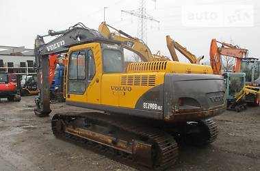 Гусеничный экскаватор Volvo EC 140BLC 2002 в Киеве