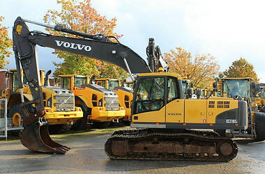 Гусеничный экскаватор Volvo EC 140BLC 2011 в Полтаве