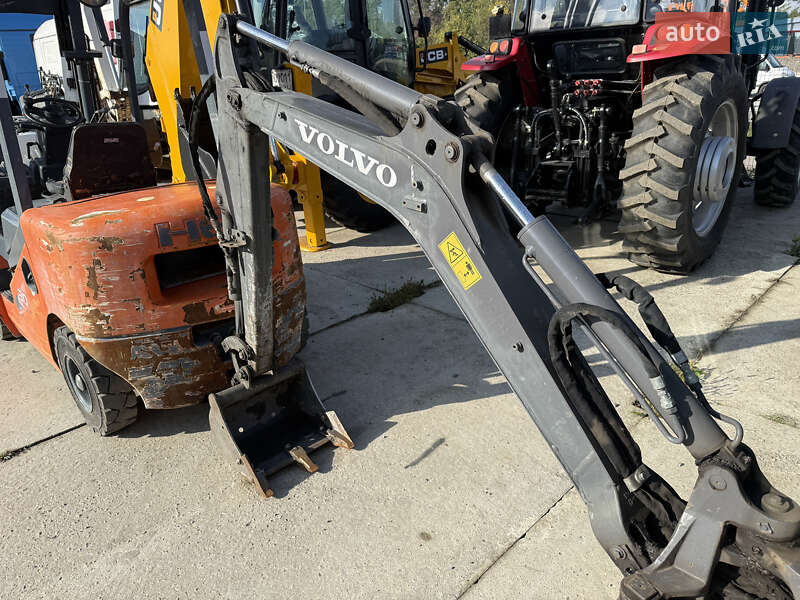 Міні-екскаватор Volvo EC 15D 2017 в Києві фото 9 Міні-екскаватор Volvo EC 15D 2017 в Києві