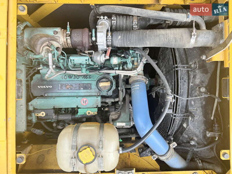 Гусеничный экскаватор Volvo EC 160CNL 2013 в Киеве