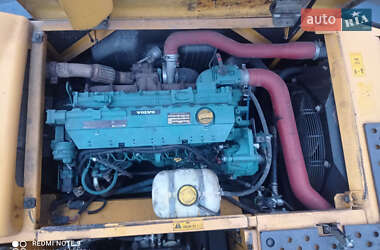 Колісний екскаватор Volvo EC 180B LC 2008 в 