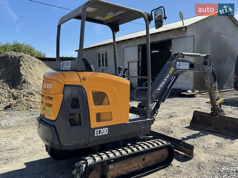 Миниэкскаватор Volvo EC 200D 2016 в Недобоевцах