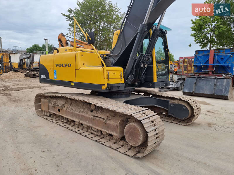Гусеничный экскаватор Volvo EC 210B LC 2007 в Одессе