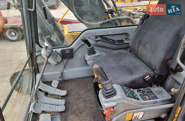 Гусеничный экскаватор Volvo EC 210B LC 2007 в Одессе