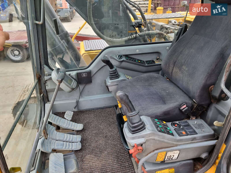 Гусеничный экскаватор Volvo EC 210B LC 2007 в Одессе