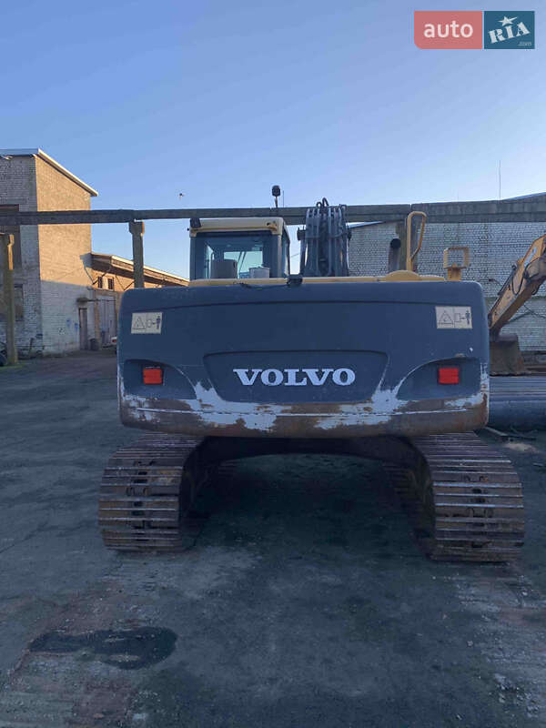 Экскаватор погрузчик Volvo EC 210CL 2010 в 