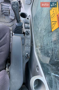 Экскаватор погрузчик Volvo EC 210CL 2010 в 