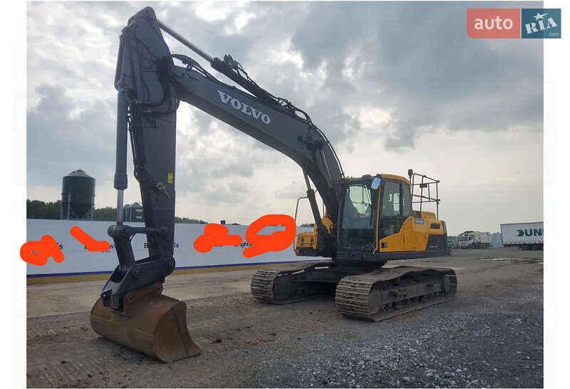 Гусеничний екскаватор Volvo EC 220DL 2014 в Бродах